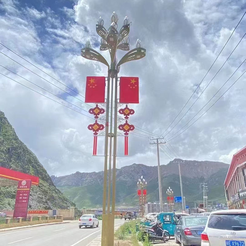 喀什抱箍太阳能路灯生产厂家